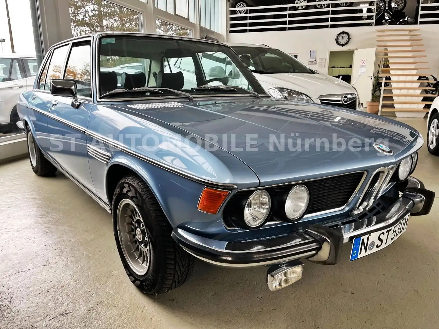 BMW E3 2500 Bavaria*Automatik*OLDTIMER*AHK* Blau - 2