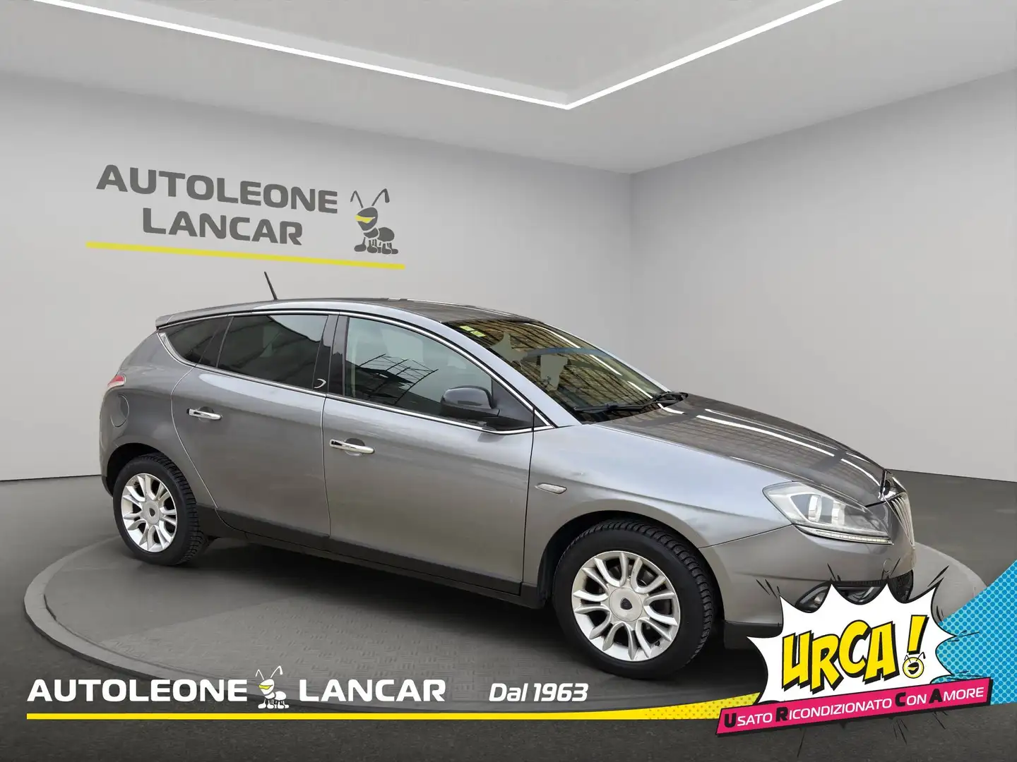 Lancia Delta 1.6 mjt Platino 120cv Grau - 1