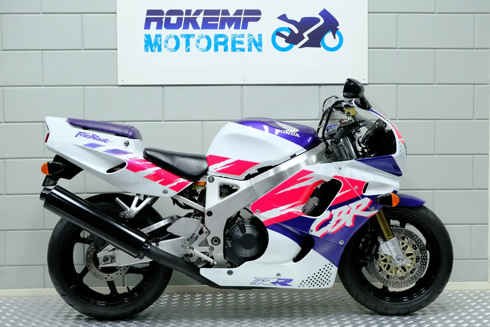 Honda CBR 900 RR Alb - 1