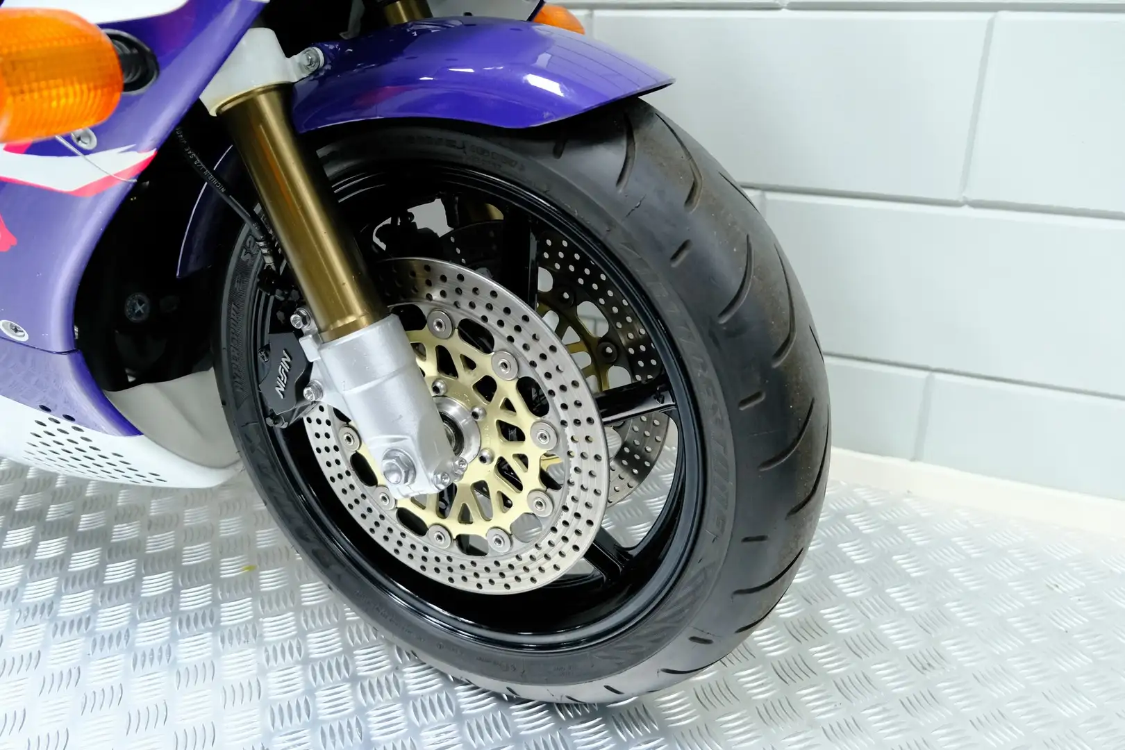 Honda CBR 900 RR Alb - 2