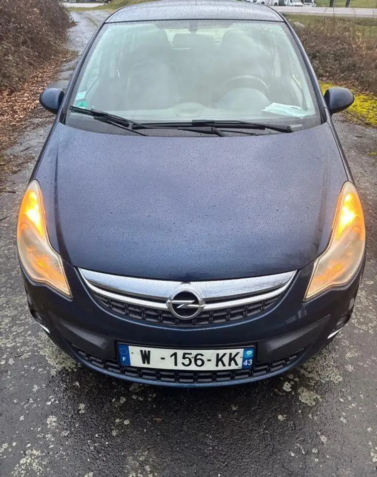 Opel Corsa 2012 1.2 80 cv essence 5 portes