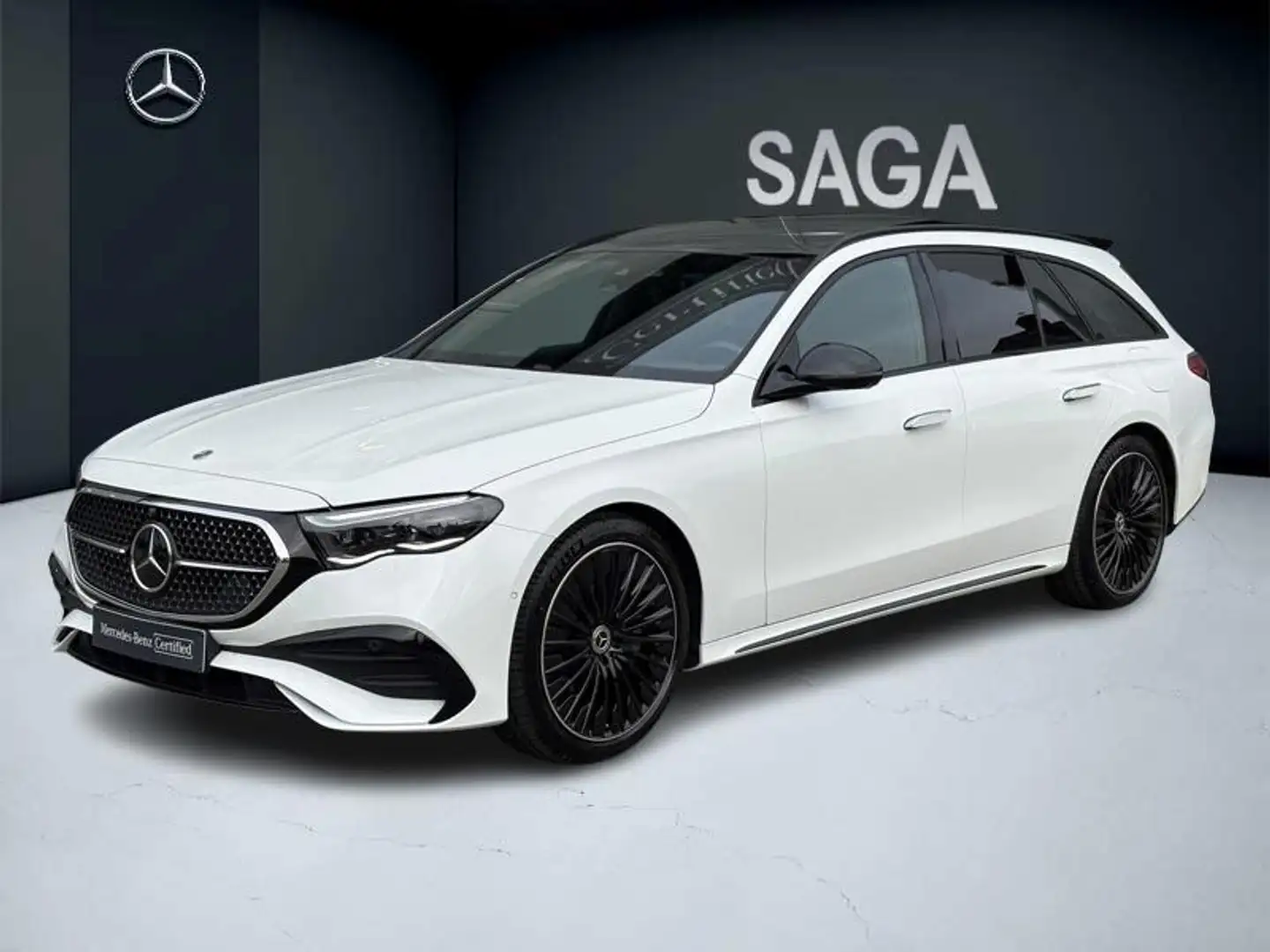 Mercedes-Benz E 300 de 4M Break AMG HyperScreen Pano Attelage Weiß - 1