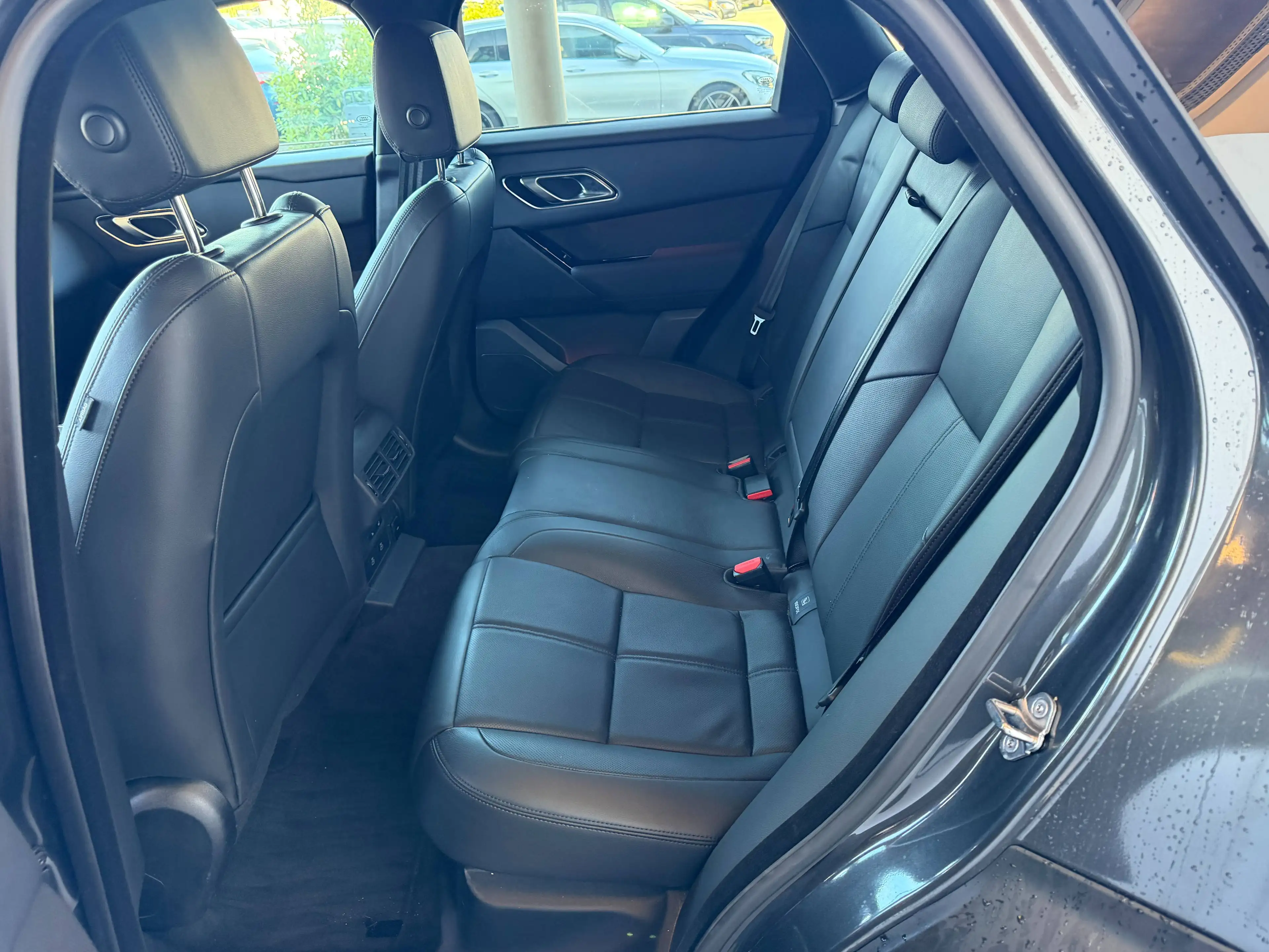 Land Rover Range Rover Velar DYNAMIC SE P400e PHEV AWD AUTOMAAT+TAL VAN OPTIES — photo 9