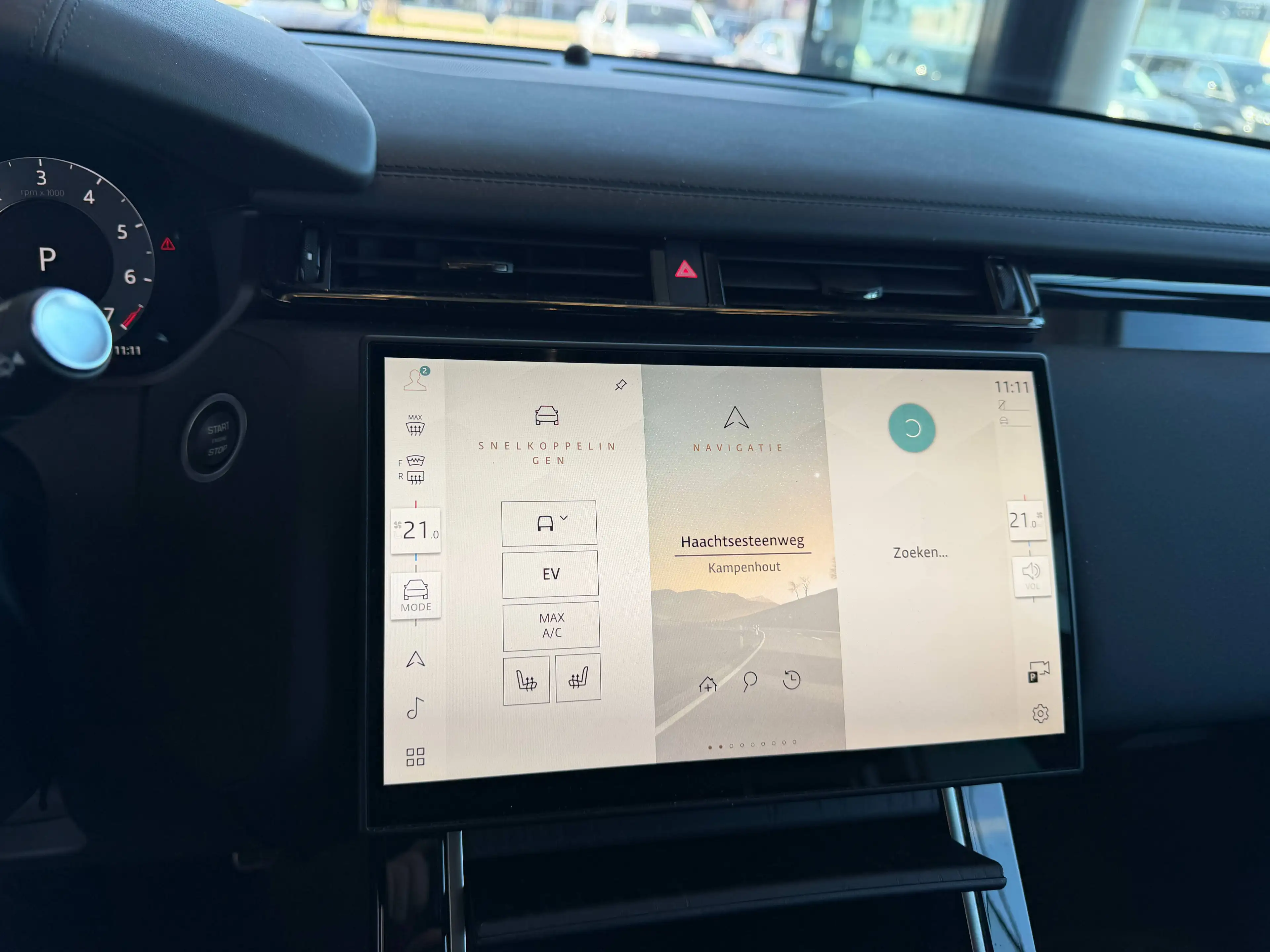 Land Rover Range Rover Velar DYNAMIC SE P400e PHEV AWD AUTOMAAT+TAL VAN OPTIES — photo 13