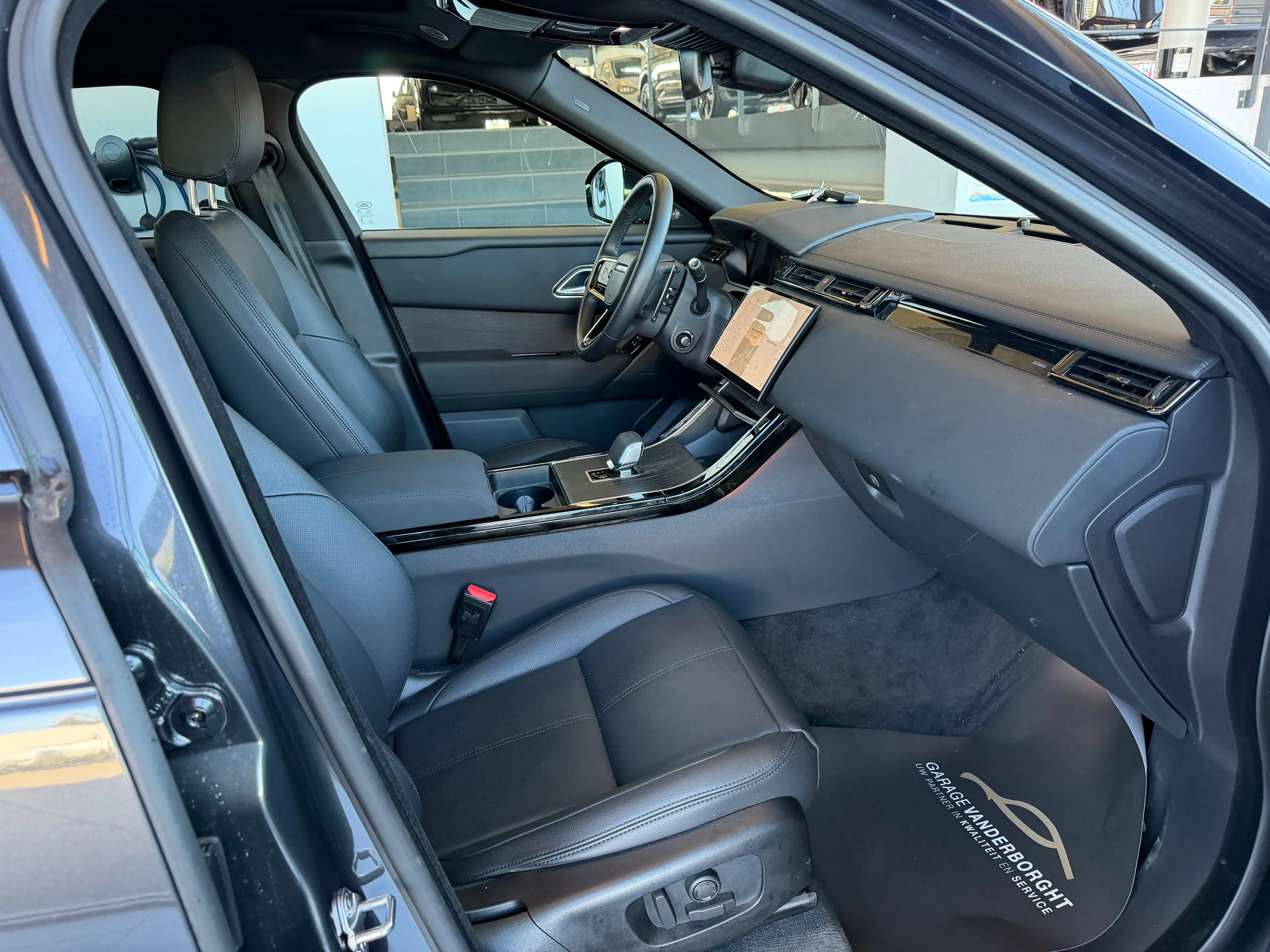 Land Rover Range Rover Velar DYNAMIC SE P400e PHEV AWD AUTOMAAT+TAL VAN OPTIES — photo 8