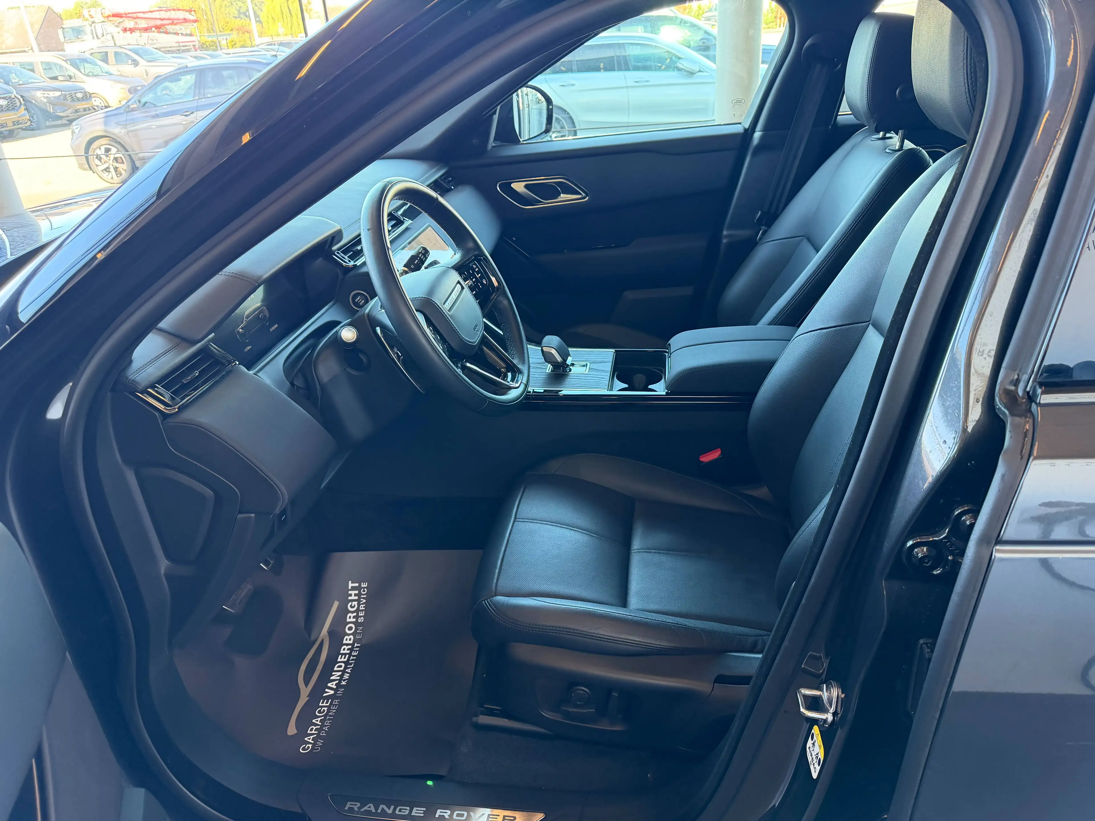Land Rover Range Rover Velar DYNAMIC SE P400e PHEV AWD AUTOMAAT+TAL VAN OPTIES — photo 10