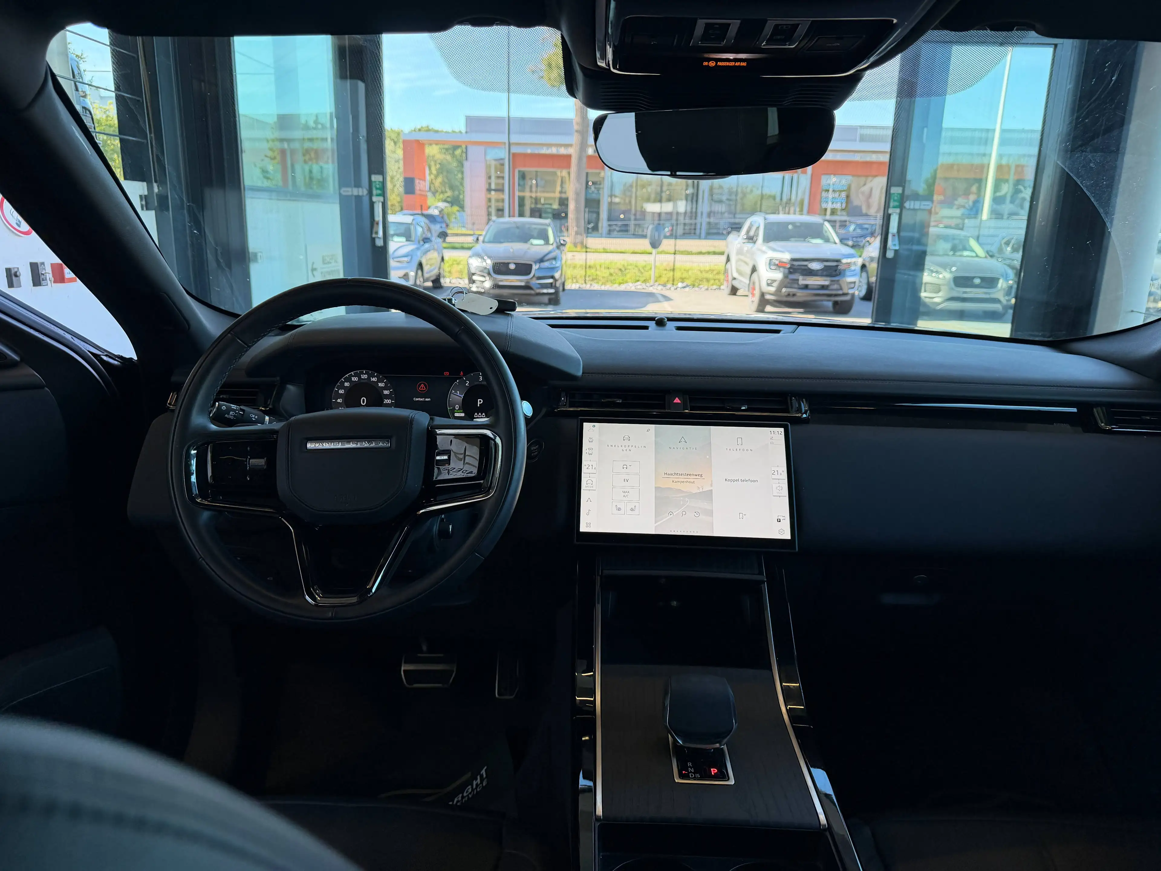 Land Rover Range Rover Velar DYNAMIC SE P400e PHEV AWD AUTOMAAT+TAL VAN OPTIES — photo 12