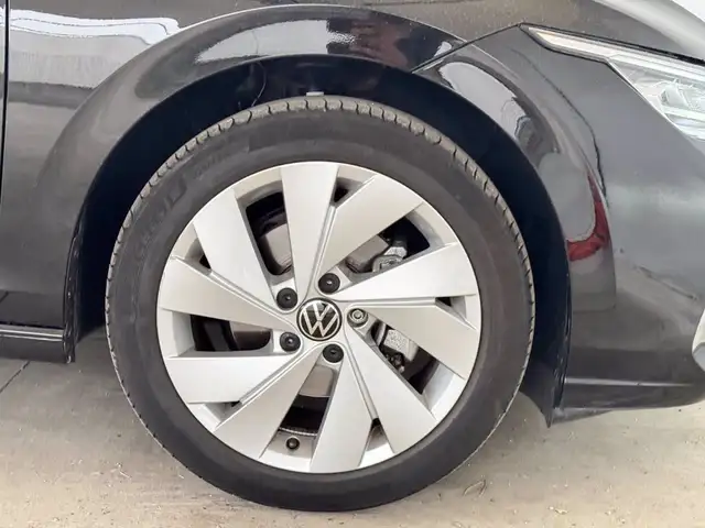Volkswagen Golf view 15
