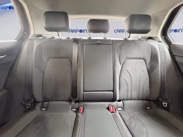 Volkswagen Golf view 10