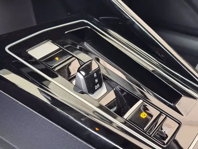 Volkswagen Golf view 26