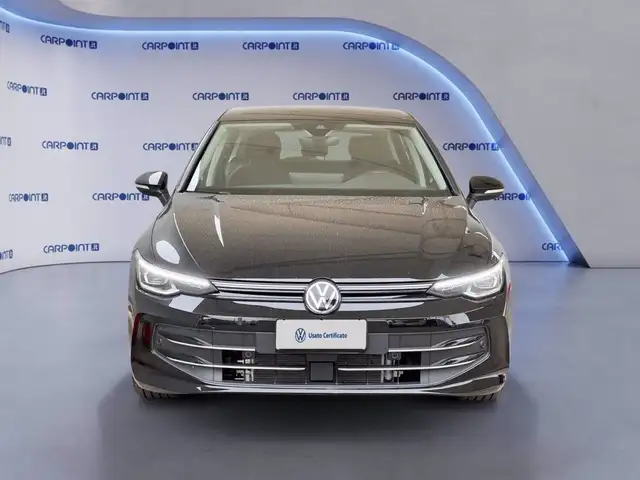 Volkswagen Golf view 3