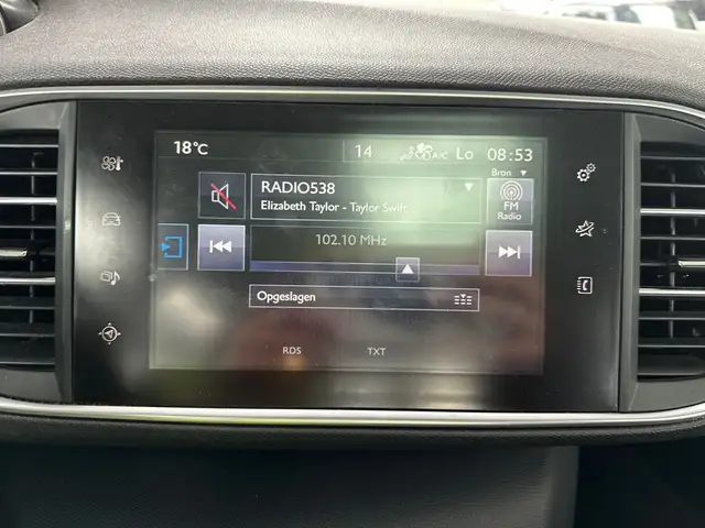 Peugeot 308 view 16