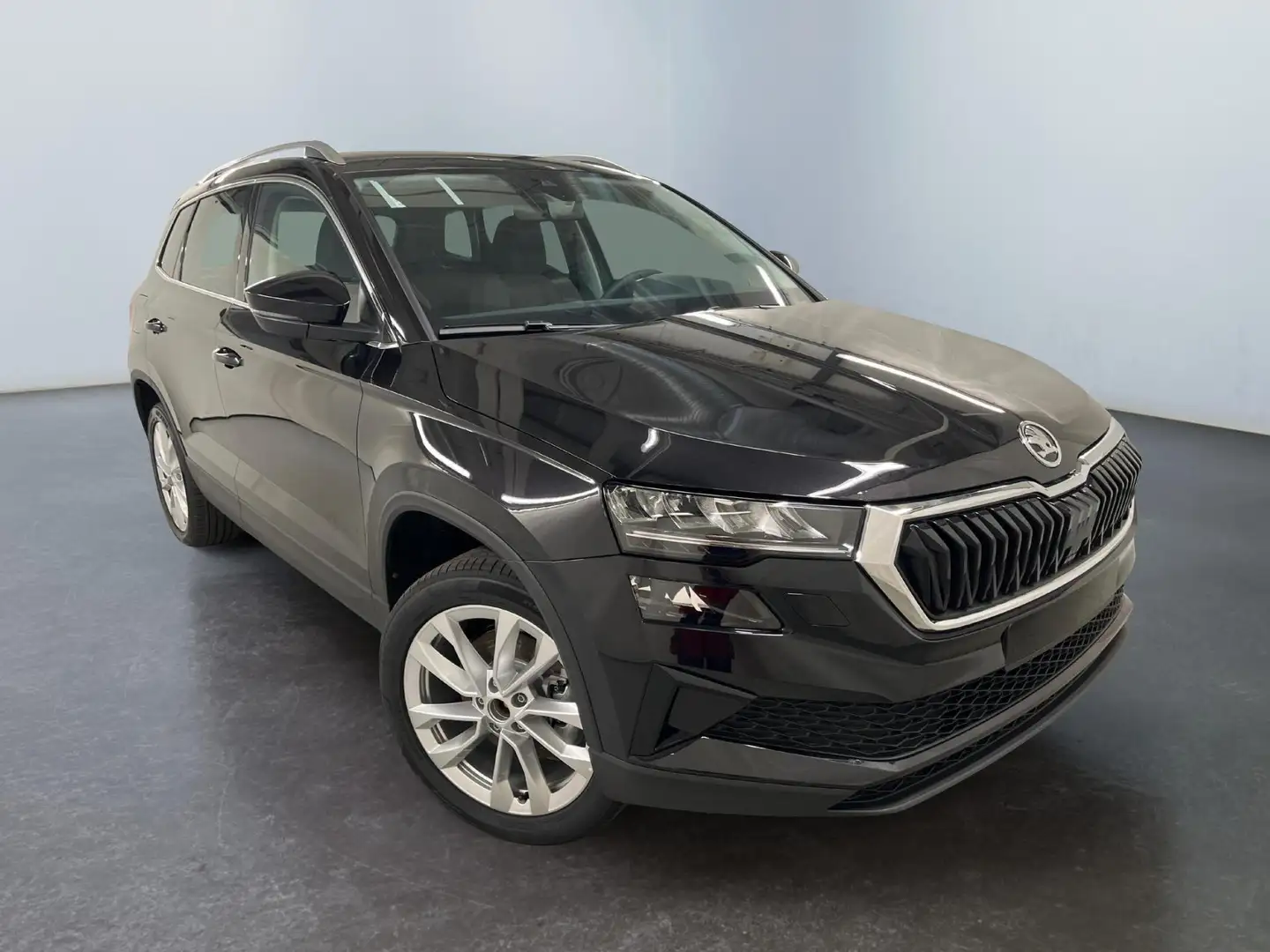 Skoda Karoq Selection 1.5 TSI DSG 150PS/110kW 2026 +AHK+18"... Schwarz - 1
