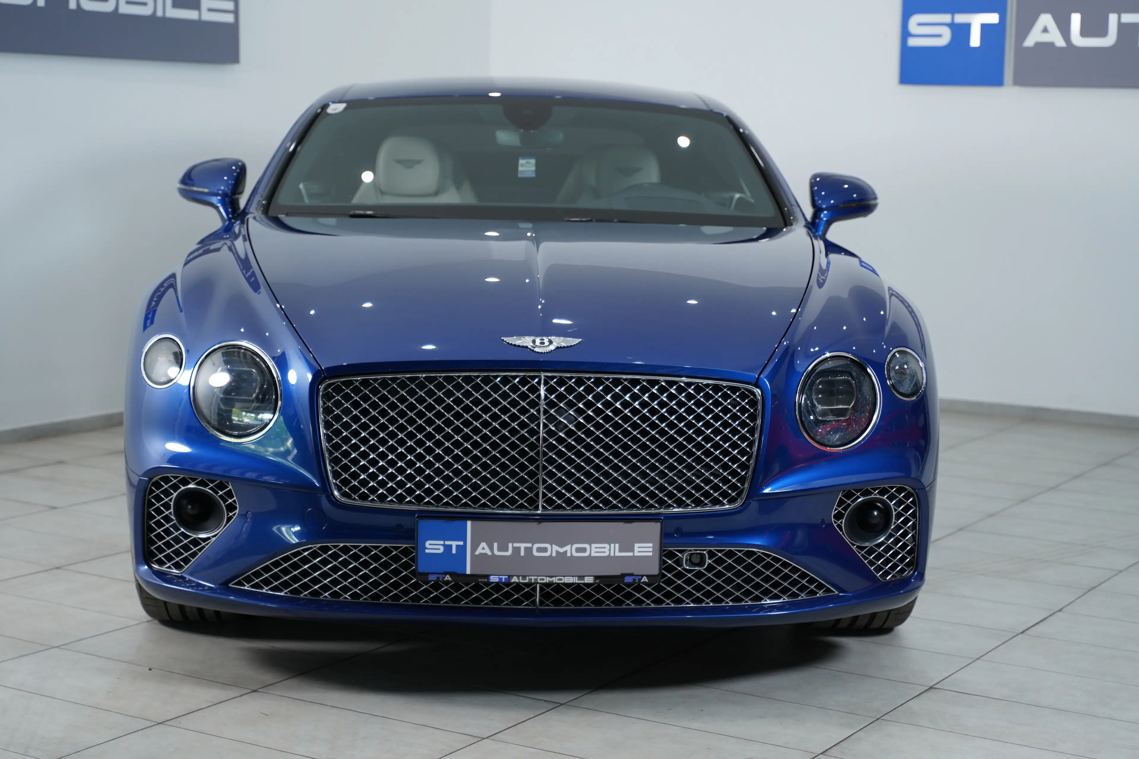Bentley Continental GT Coupe 6,0 W12 Aut. // VOLL // MOROCCAN BLUE // — photo 2