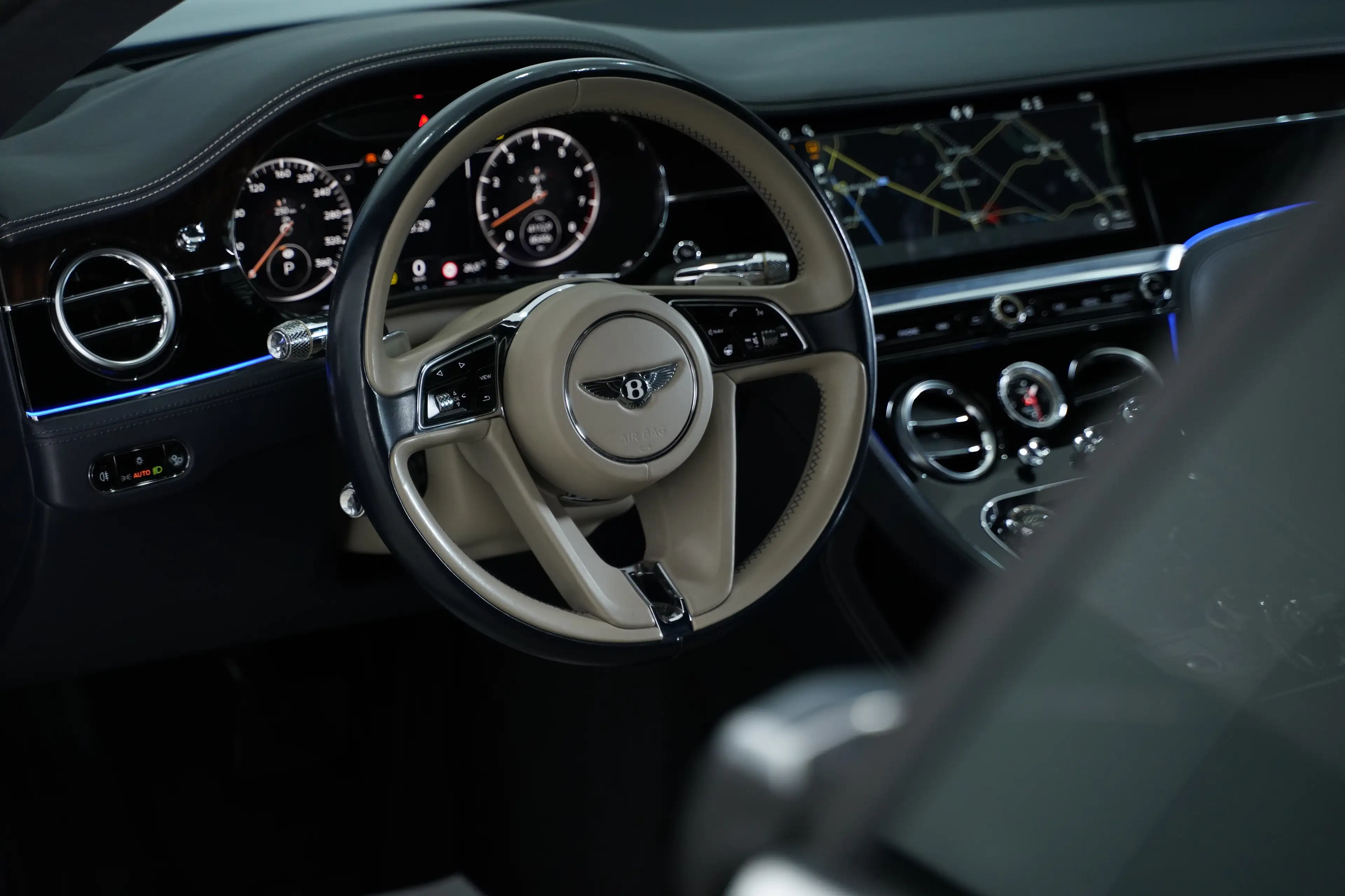 Bentley Continental GT Coupe 6,0 W12 Aut. // VOLL // MOROCCAN BLUE // — photo 11