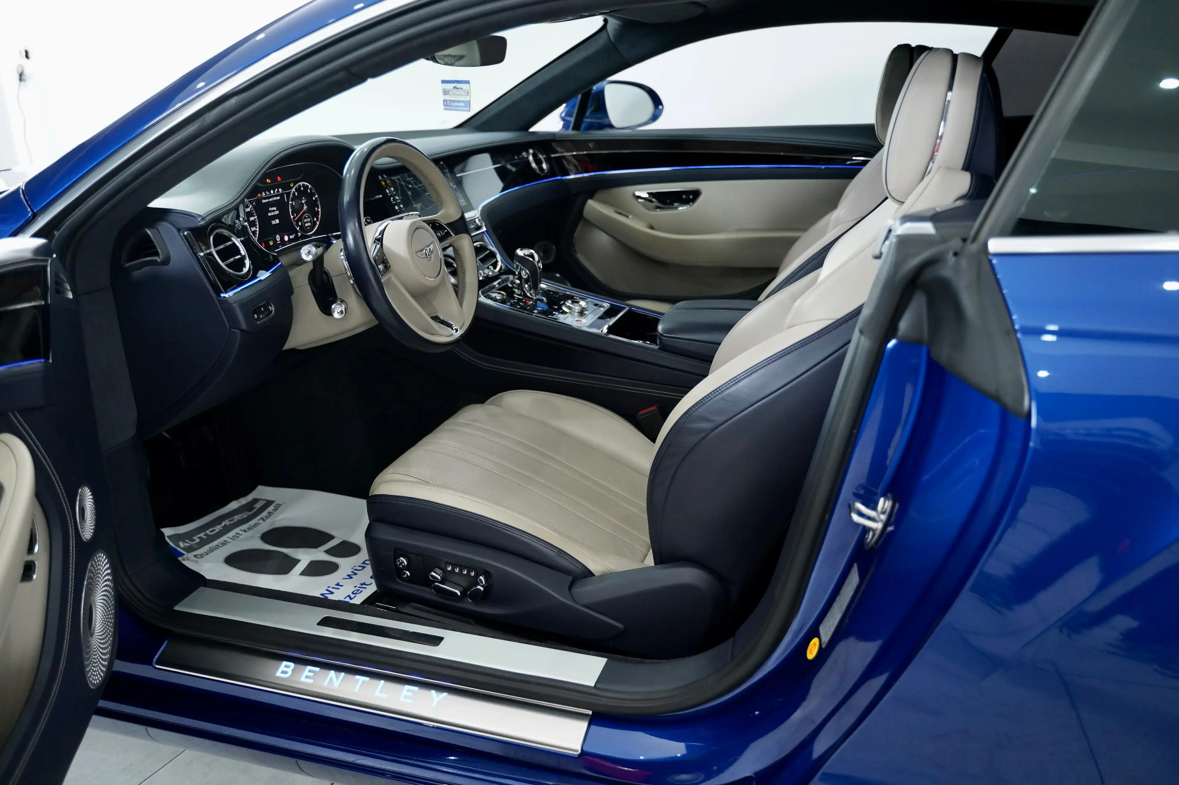 Bentley Continental GT Coupe 6,0 W12 Aut. // VOLL // MOROCCAN BLUE // — photo 10