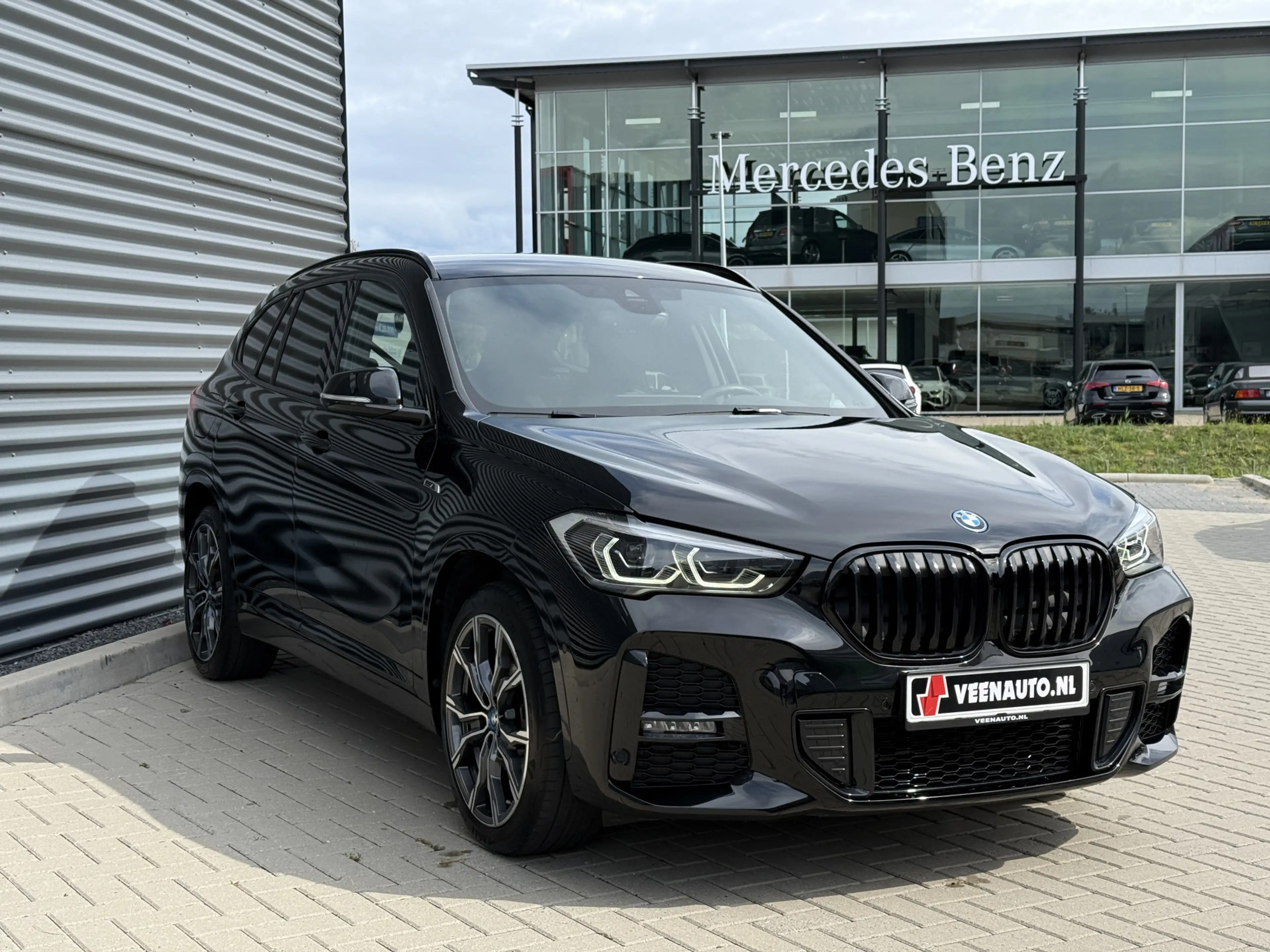 BMW X1 xDrive25e High Executive Trekhaak/Leder/Camera — photo 3
