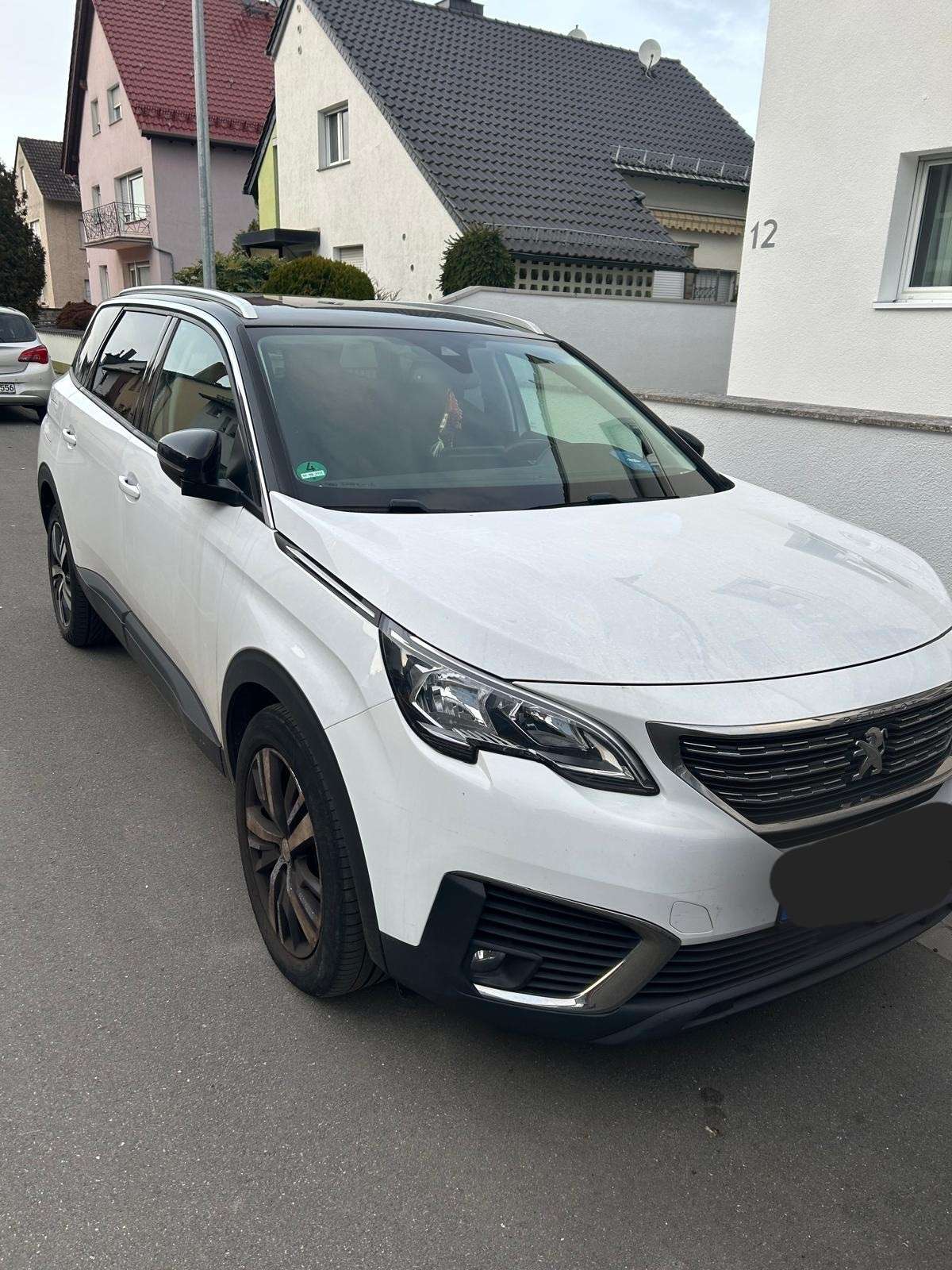 Second hand Peugeot 5008 2.0
