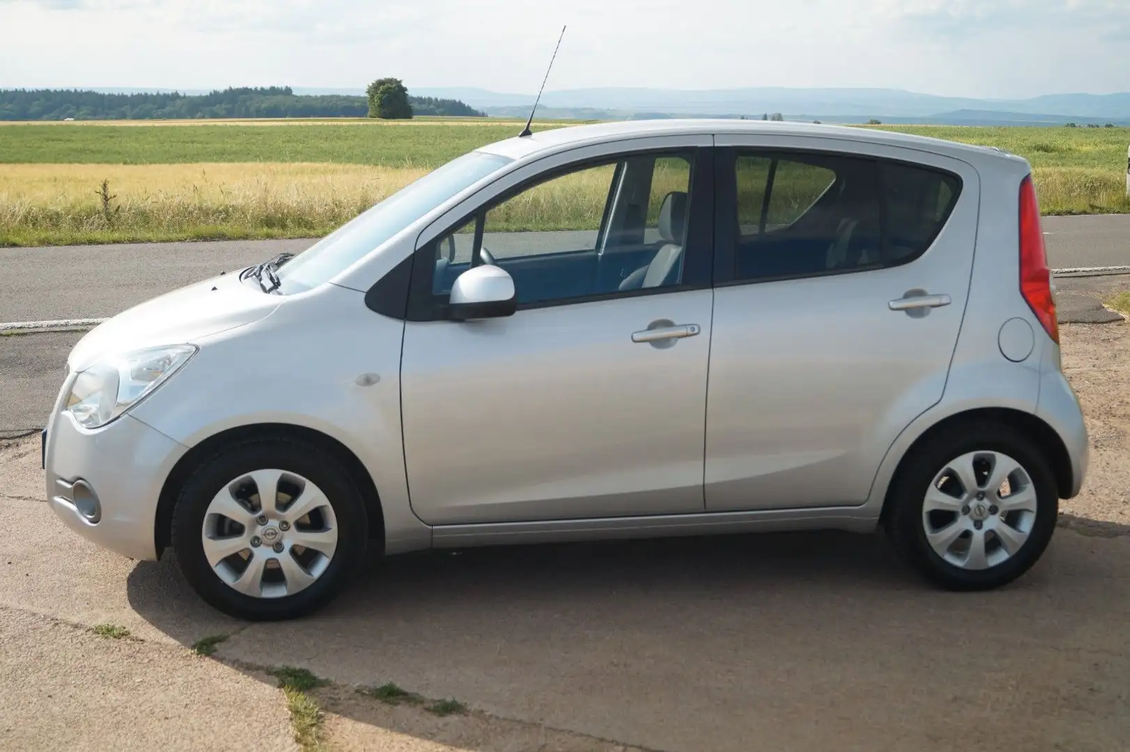 Opel Agila B Edition +Klima+PDC+1.Hand+ Srebrny - 2