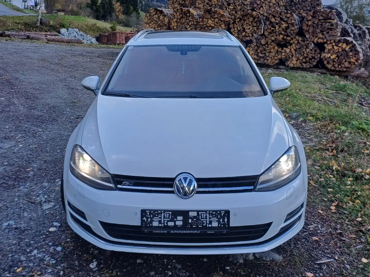Volkswagen Golf Variant Golf Variant Sky BMT 2,0 TDI 4Motion Sky Weiß - 1