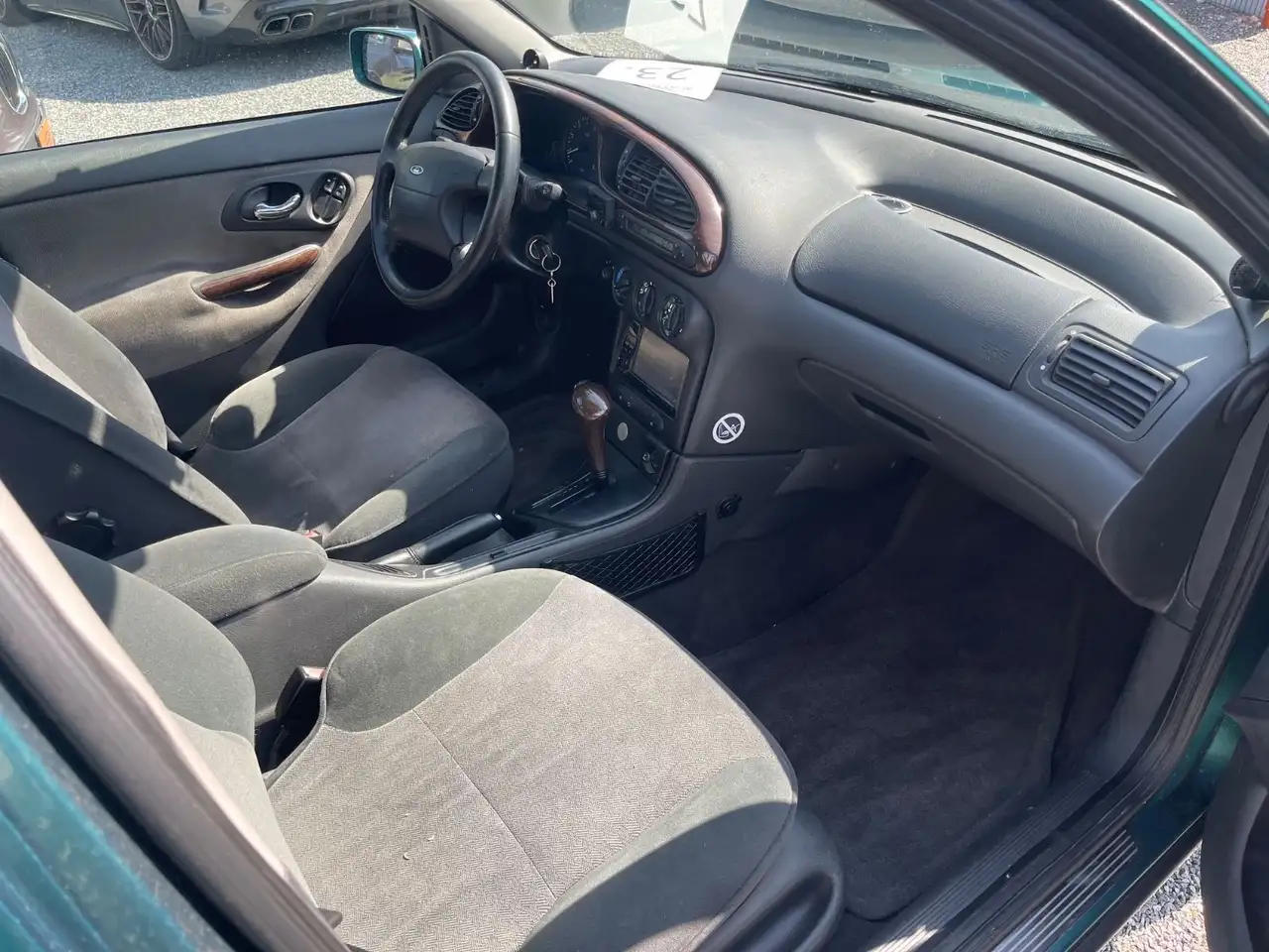 Ford Mondeo Ghia 2,5 l, foto 9