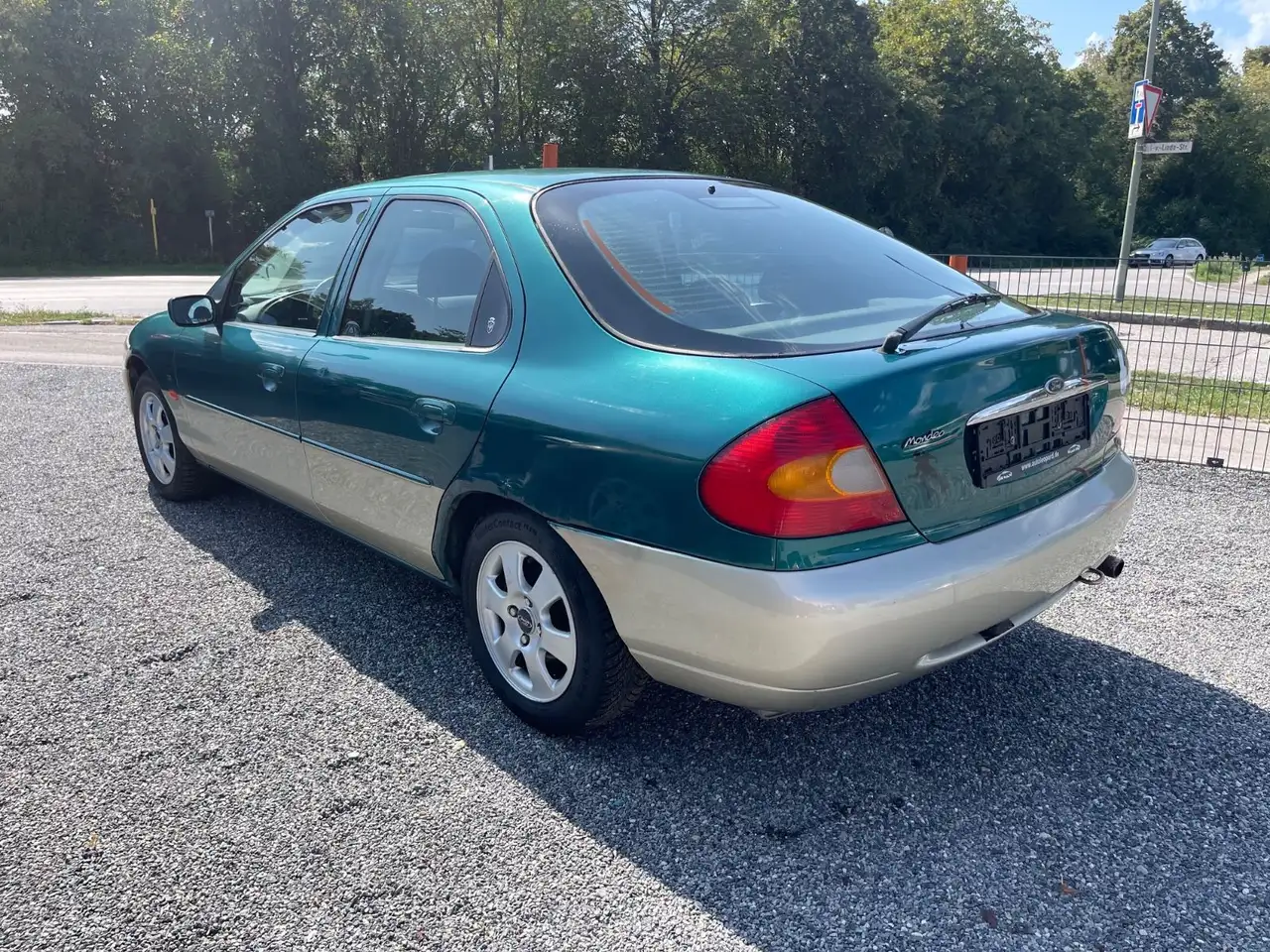 Ford Mondeo Ghia 2,5 l, foto 5