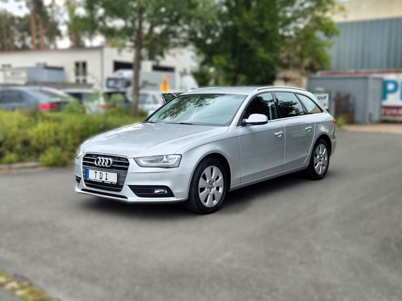Audi A4 Avant Attraction/ Euro 5/ SHZ/ NAVI/ Xenon