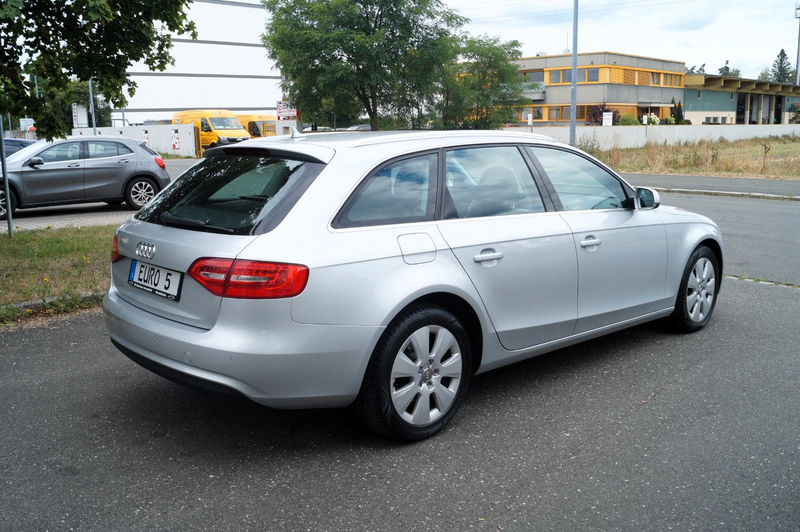 Audi A4 Avant Attraction/ Euro 5/ SHZ/ NAVI/ Xenon — photo 6