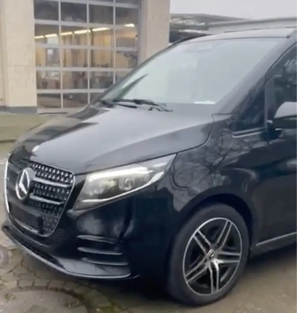 Mercedes-Benz V 300 d lang 4Matic 9G-TRONIC Avantgarde Zwart - 1