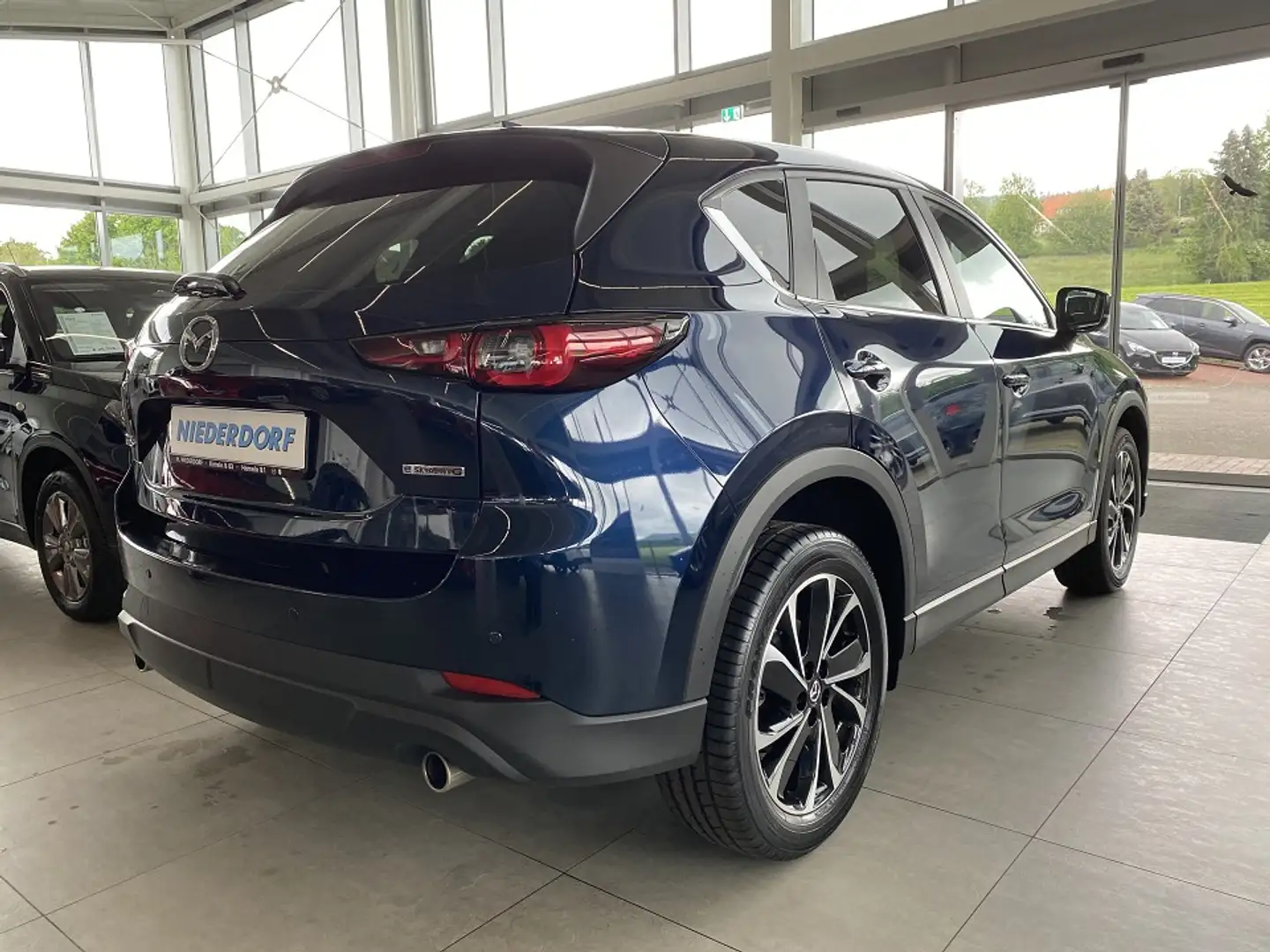 Mazda CX-5 2.0 Advantage el. Heckklappe, SHZ, 19", Navi Blau - 2