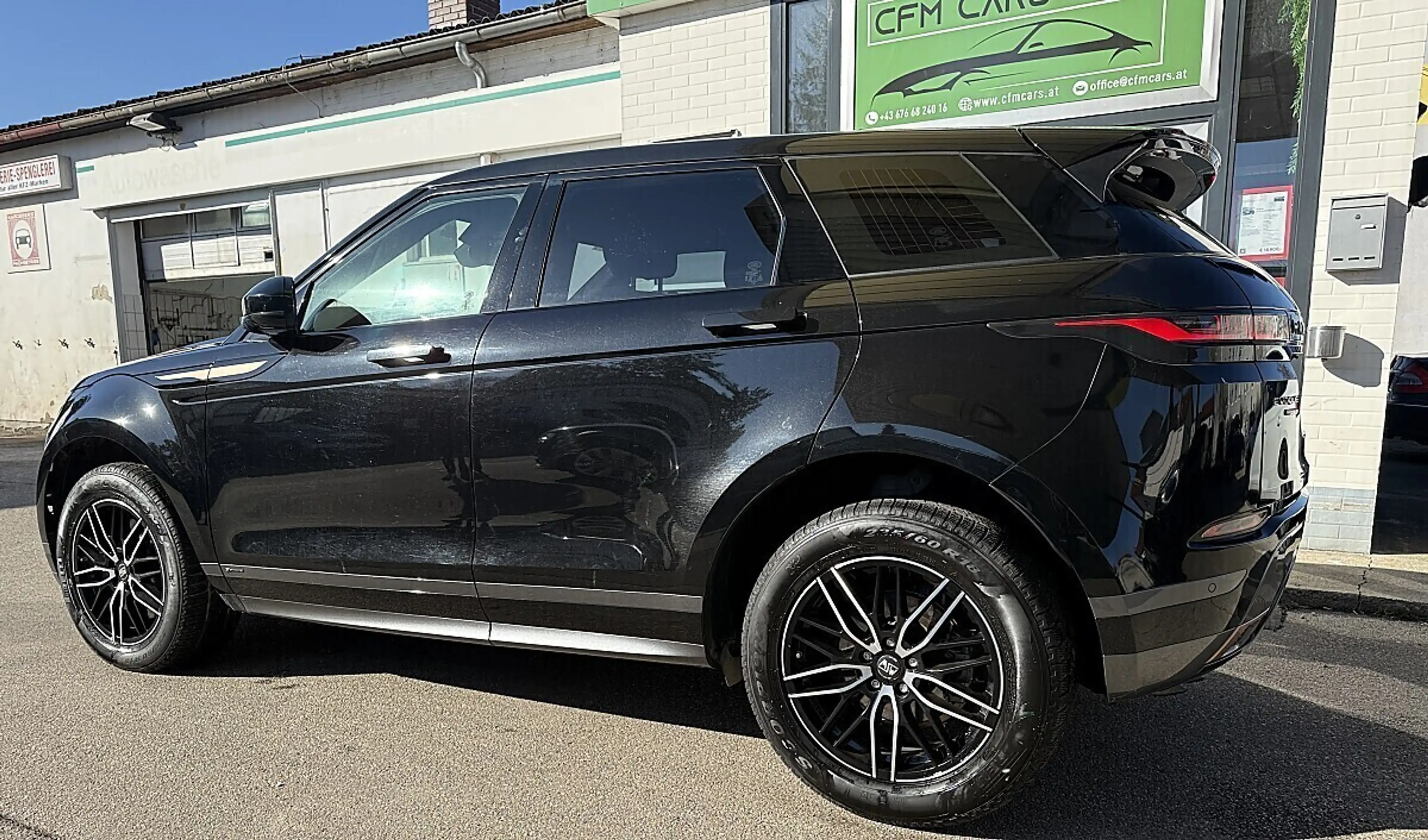 Land Rover Range Rover Evoque 2,0 D150 R-Dynamic S Aut. — photo 9