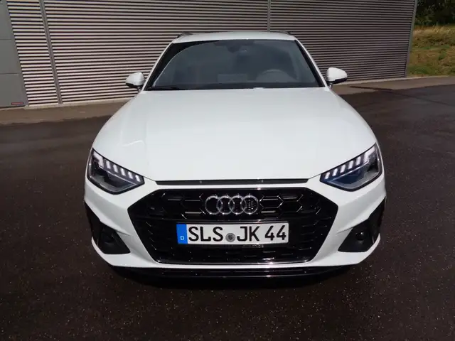 Audi A4 view 2