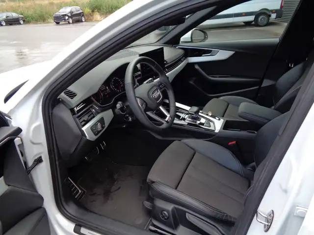 Audi A4 view 7