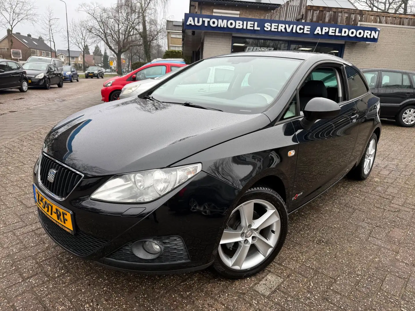 SEAT Ibiza 1.2 Reference * STOELVERW.*CLIMA*PDC*CRUISE*LM. VE Schwarz - 1