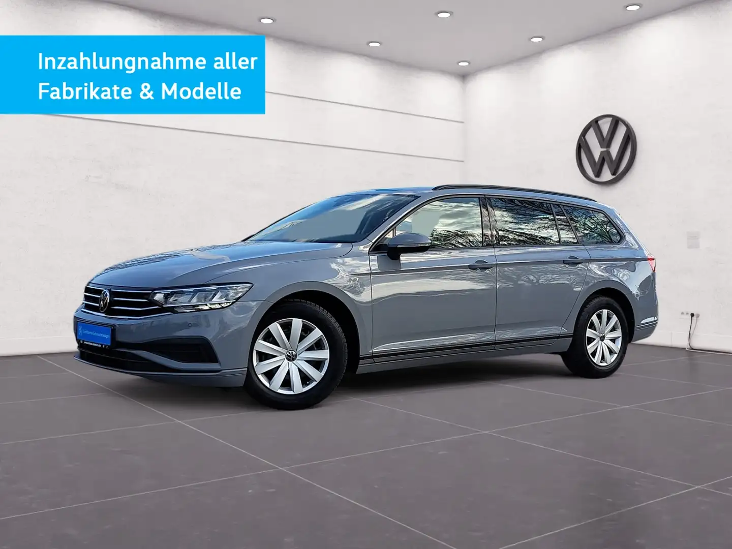 Volkswagen Passat Variant 1.5 TSI DSG NAV KAM LED APP GRA PDC SHZ Grijs - 2