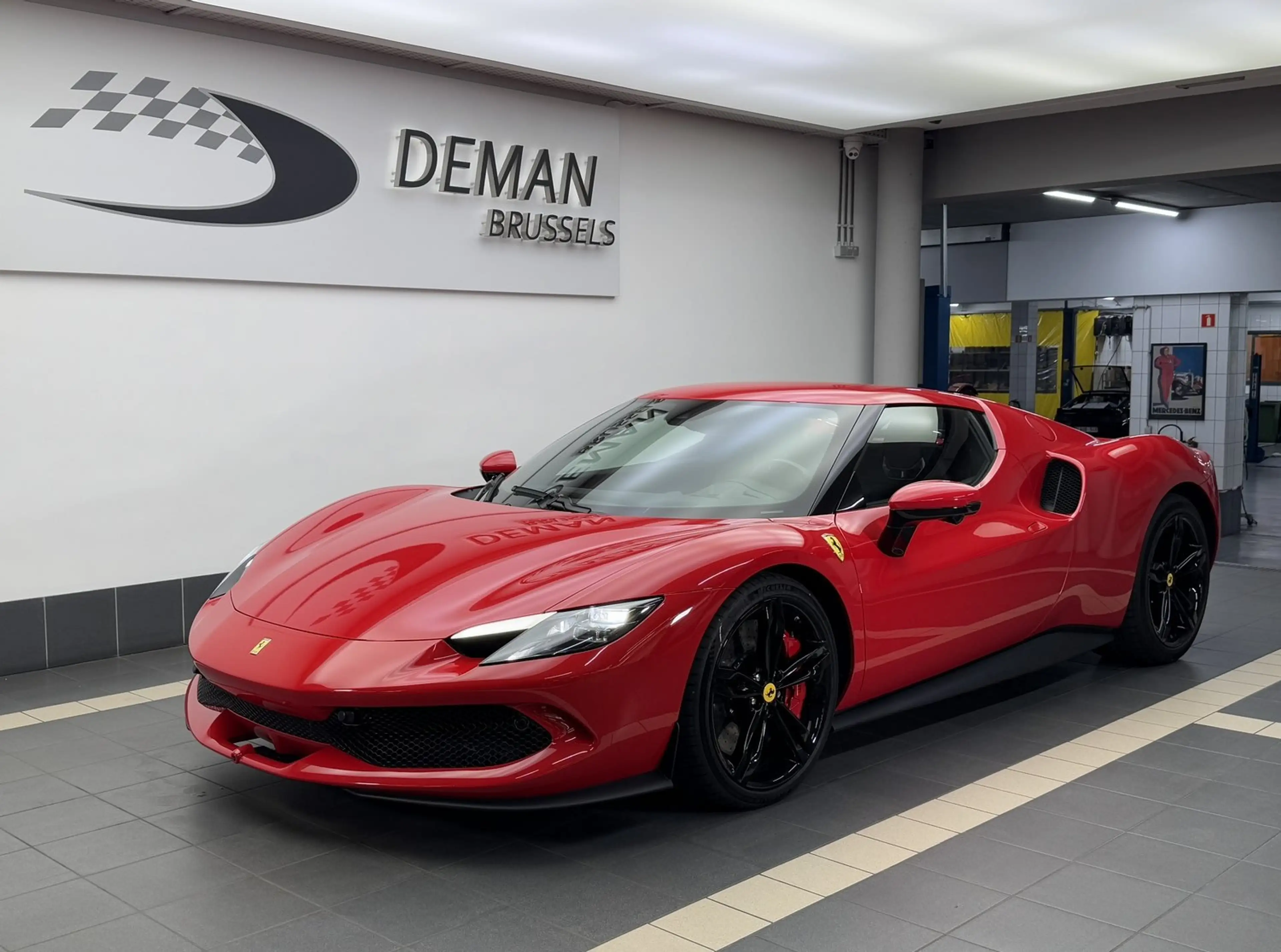 Ferrari 296 GTB * Front lift * Daytona seats * Carbon S.W. LED
