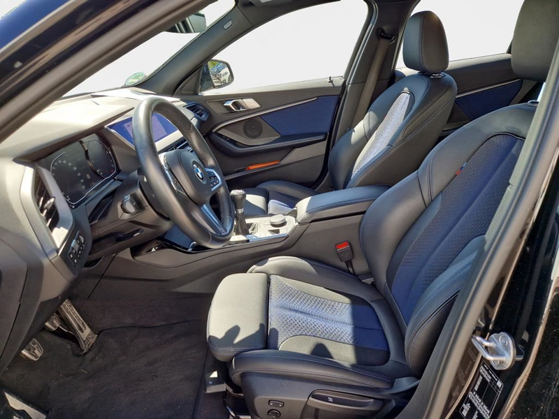 BMW 118 M Sport — photo 7