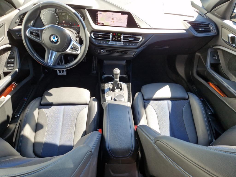 BMW 118 M Sport — photo 10