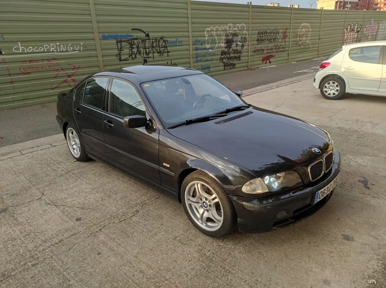 BMW 330d, foto 2
