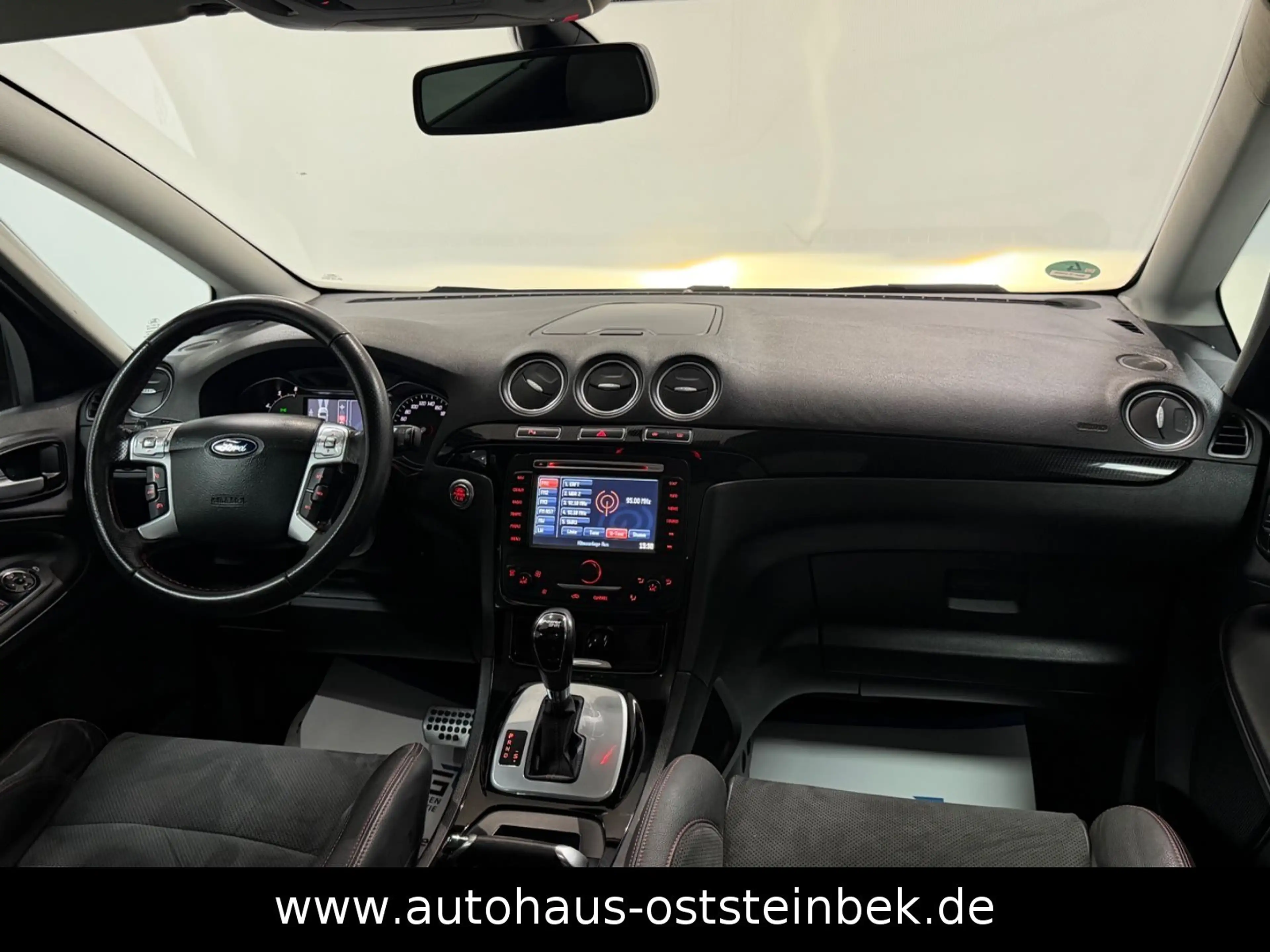 Ford S-Max 2.0 TDCi TITANIUM S/PANO/BI-XEN/7-SITZER/ — photo 2