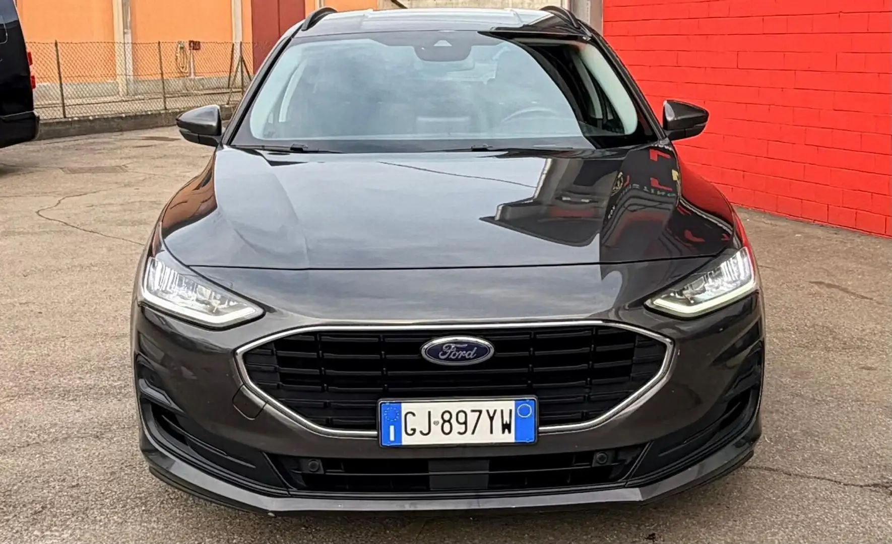 Ford Focus Focus 1.5 EcoBlue 120 CV aut. SW ST-Line Design Gris - 2