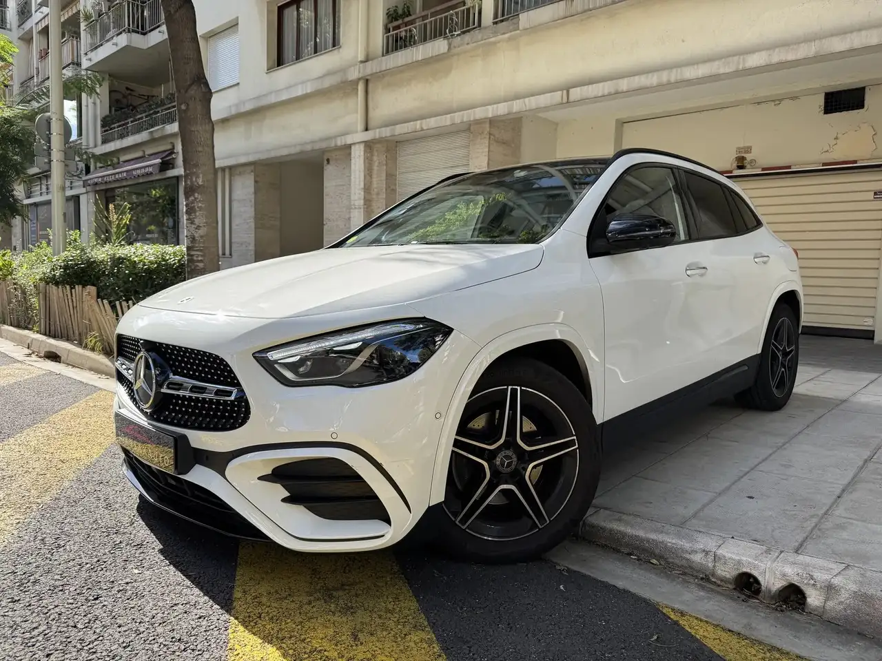 Mercedes-Benz GLA 200