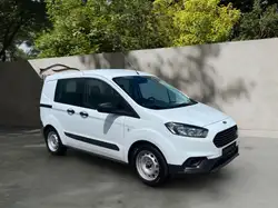 Ford Transit Courier /1.Hand/2xSchiebetür/Klima