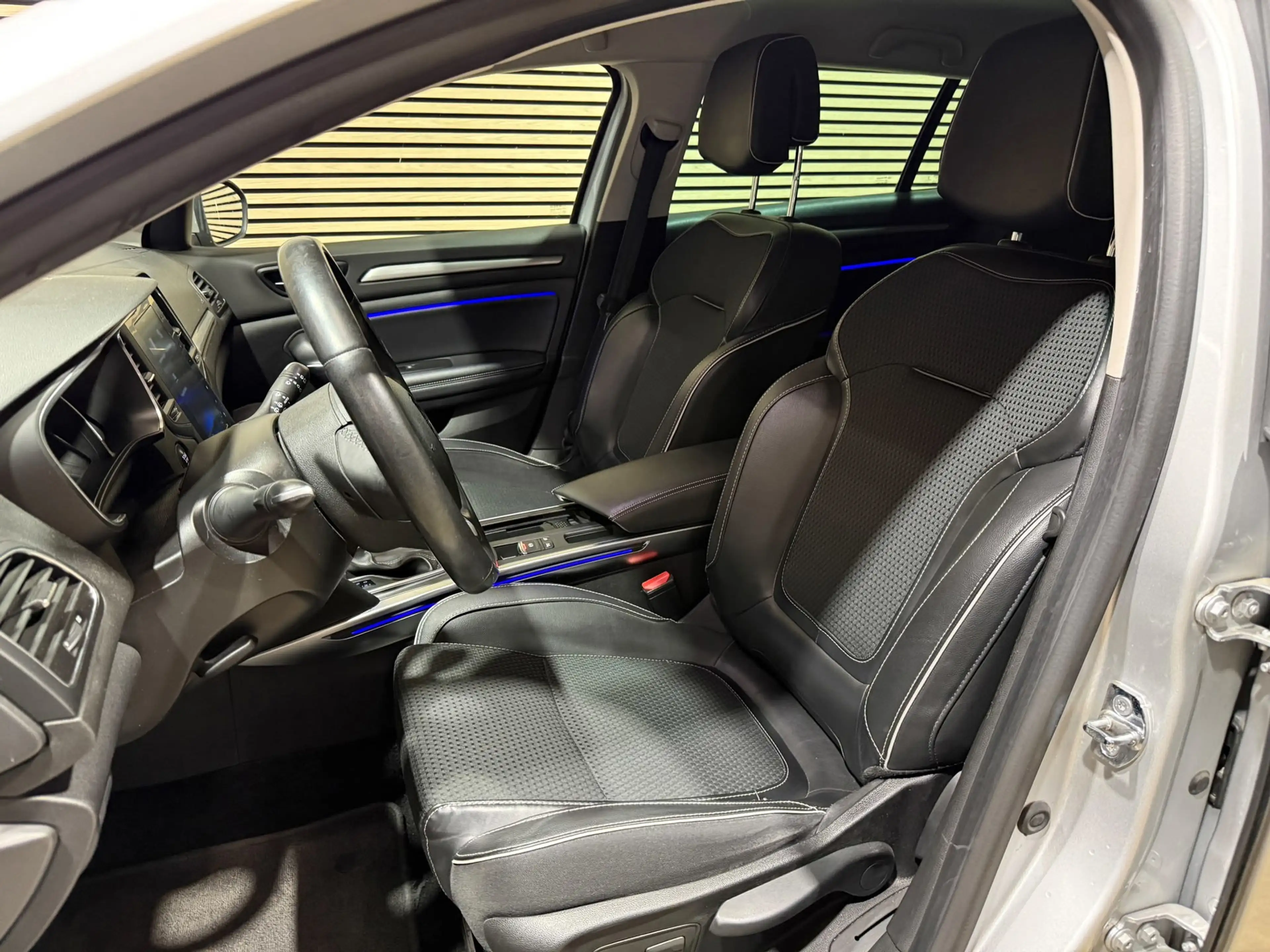 Renault Megane Estate 1.2 TCe Bose | Camera | Automaat | 1e eigen — photo 11
