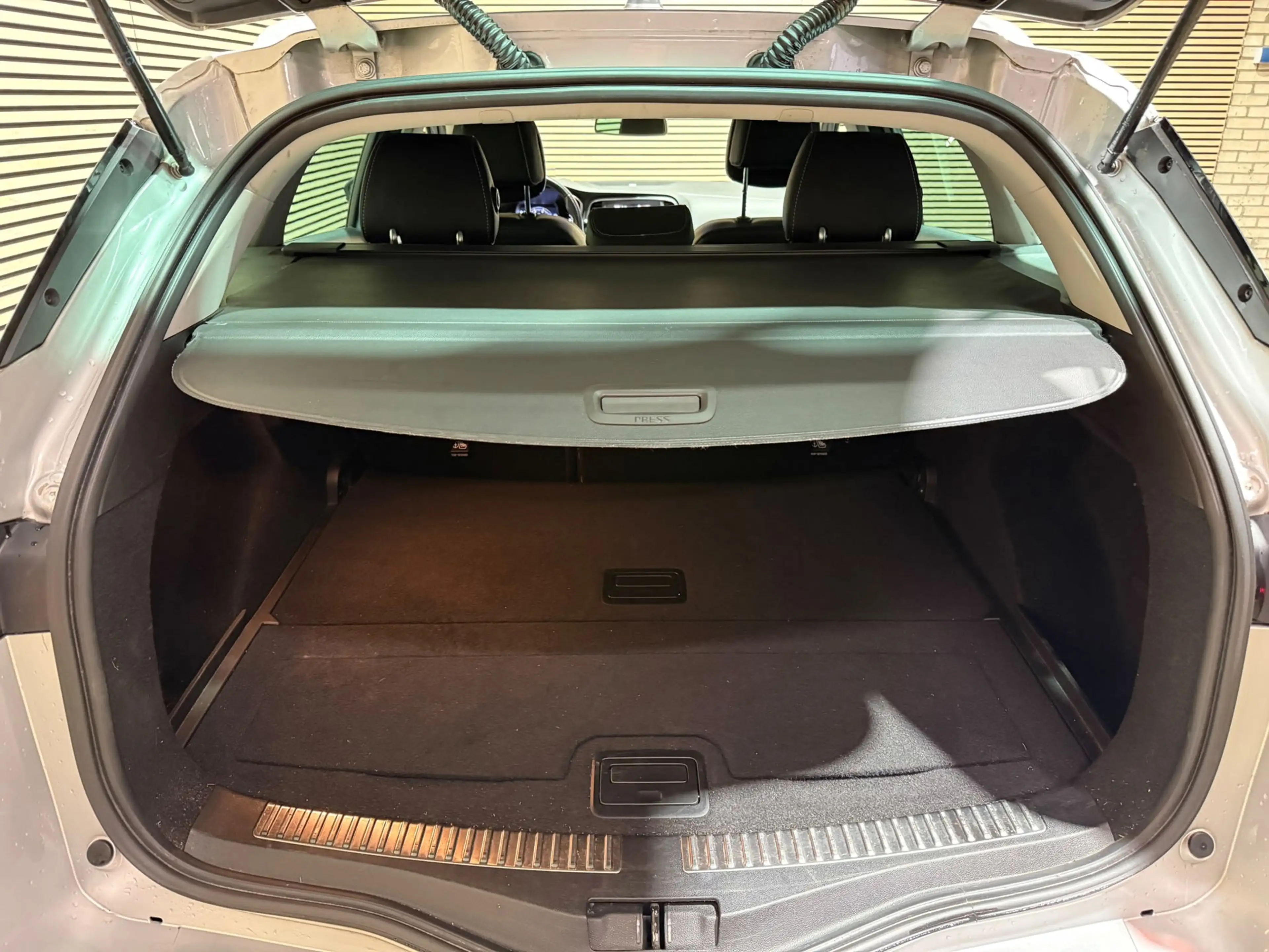 Renault Megane Estate 1.2 TCe Bose | Camera | Automaat | 1e eigen — photo 13