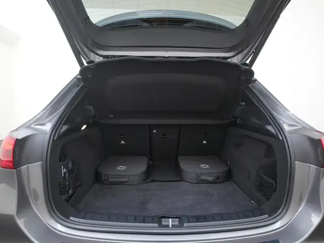 Mercedes-Benz Gla view 28