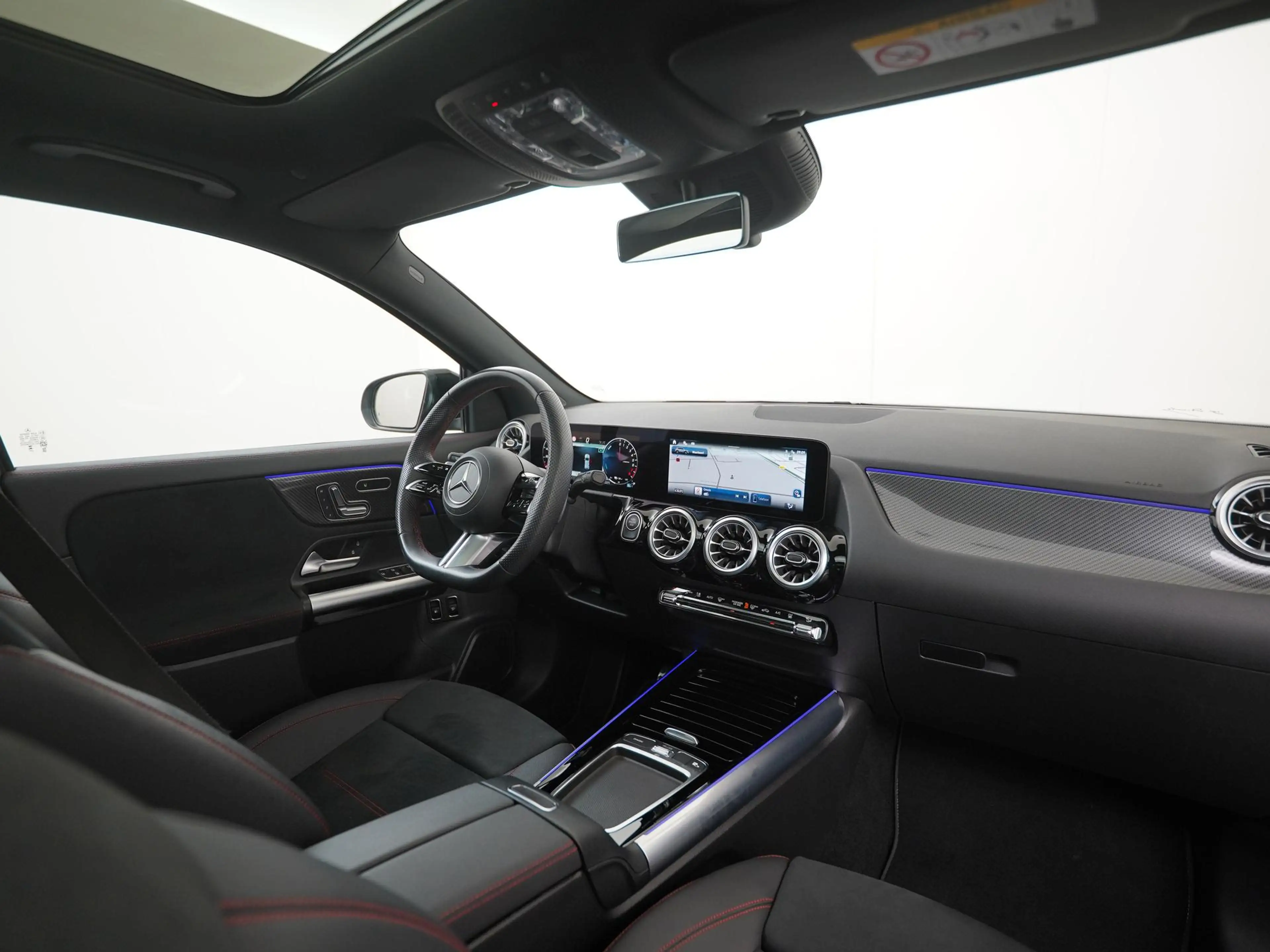 Mercedes-Benz GLA 250 250e AMG Night | Panoramadak | Memory stoel | Mult — photo 2