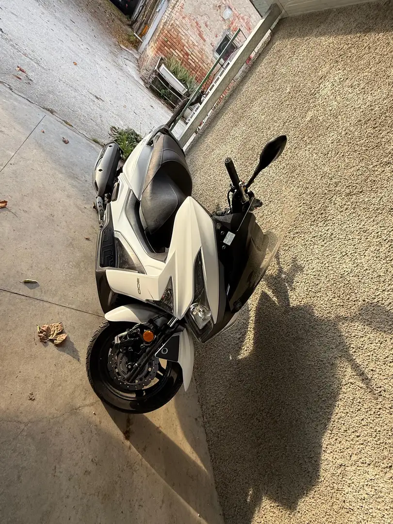 Kymco X-Town 300i Blanco - 2