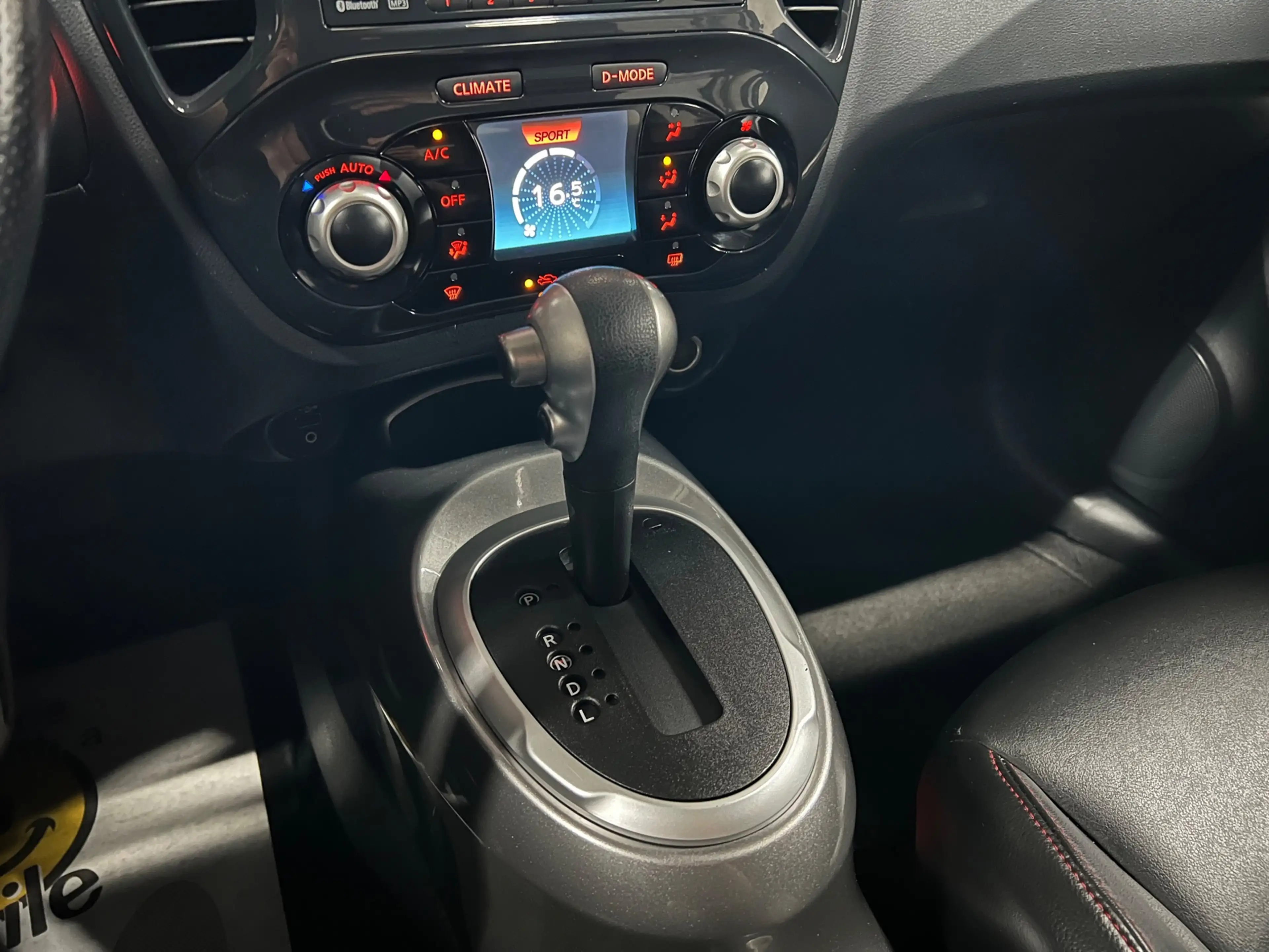 Nissan Juke 1.6 Tekna Automaat ECC / CAMERA / VOL-LEDER — photo 14