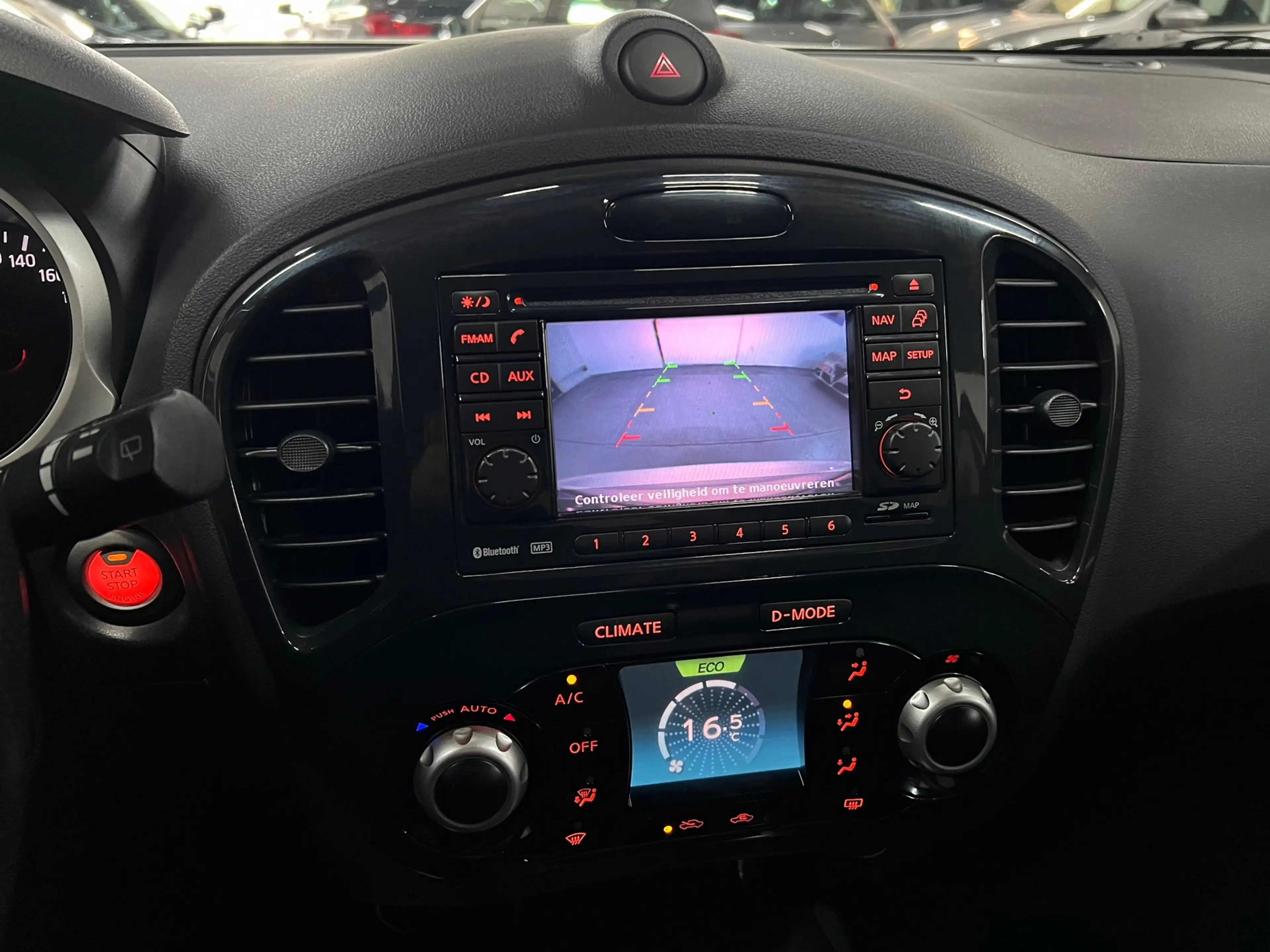 Nissan Juke 1.6 Tekna Automaat ECC / CAMERA / VOL-LEDER — photo 19